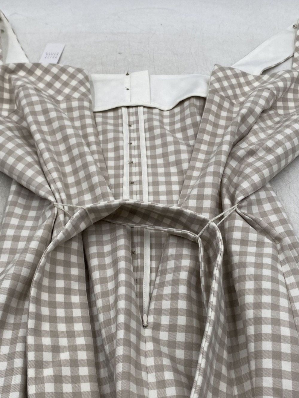 NWT $170 White House Black Market Gingham Biscotti Dress Sz 12 WHBM beige/ white - Picture 8 of 9